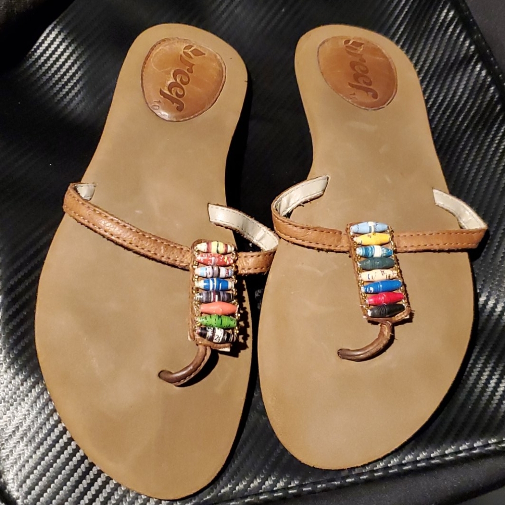 Reef sandals size 10🔥🔥🔥